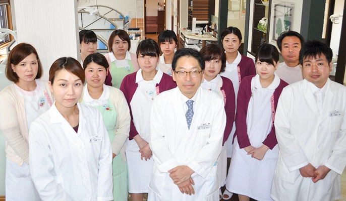 フレンド歯科　歯科医師　/　非常勤:職員
