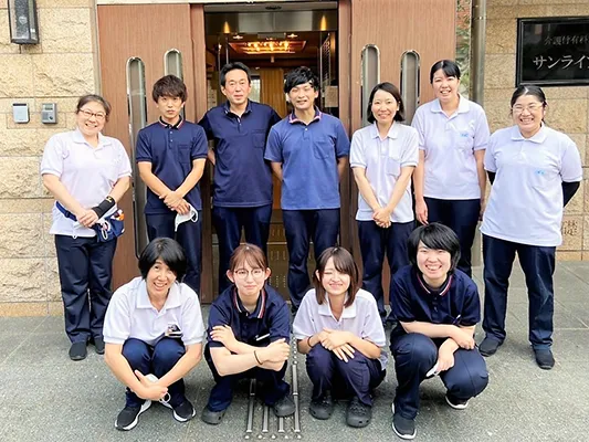 介護付き有料老人ホームサンライフ住吉川　介護職　/　正社員（夜勤あり）:職員