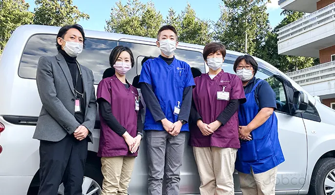 浜岡ファミリー歯科クリニック　歯科医師　/　常勤:職員