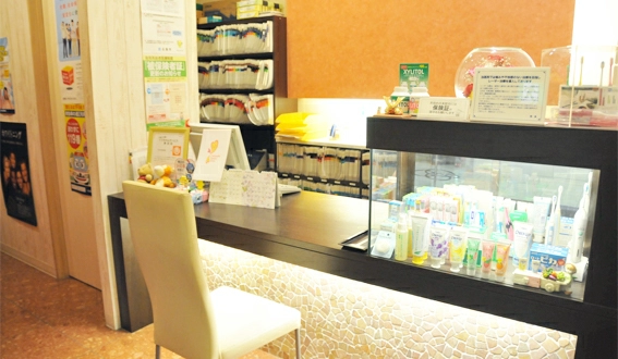 【訪問専任】やまなか歯科医院　歯科医師　/　常勤:受付