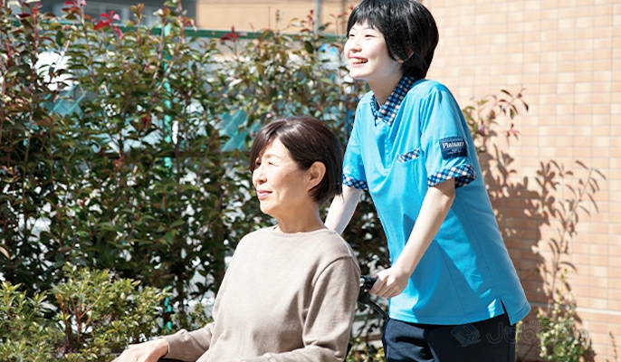 ケア21南青山　介護職　/　パート:職場風景